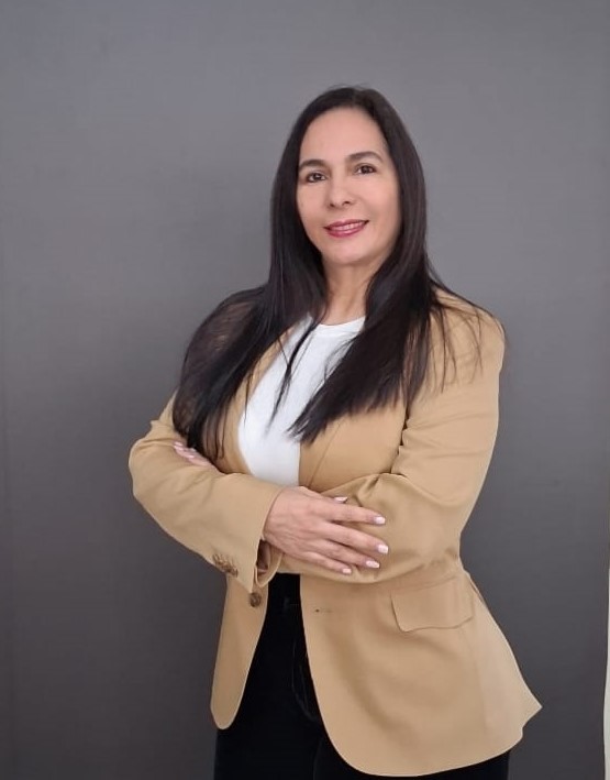 Ingrid Aquino 