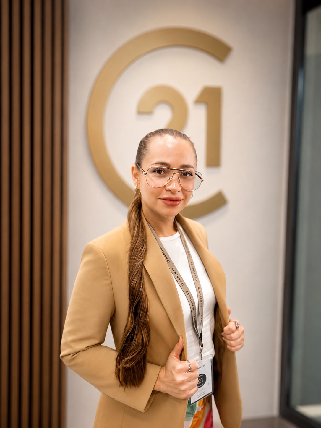 LUISA LOPEZ