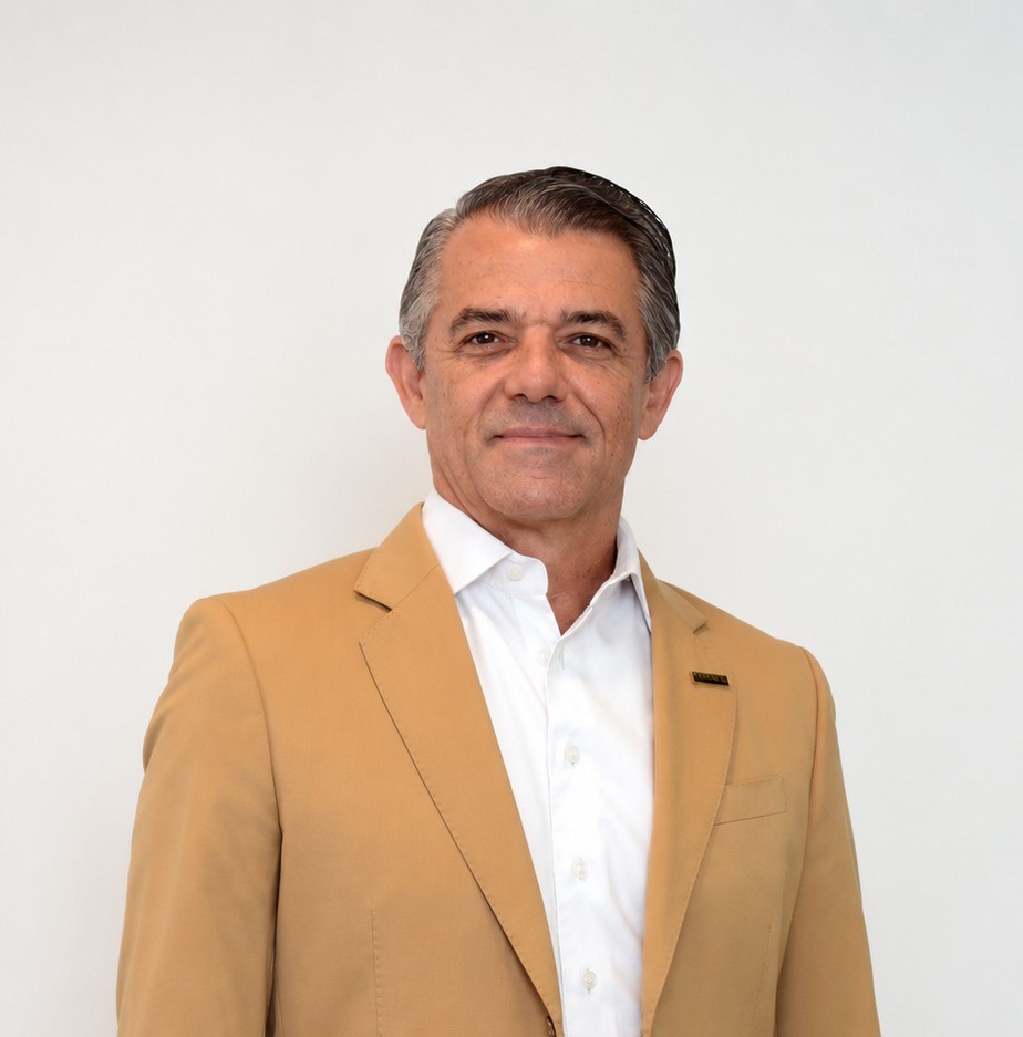 Carlos Costa