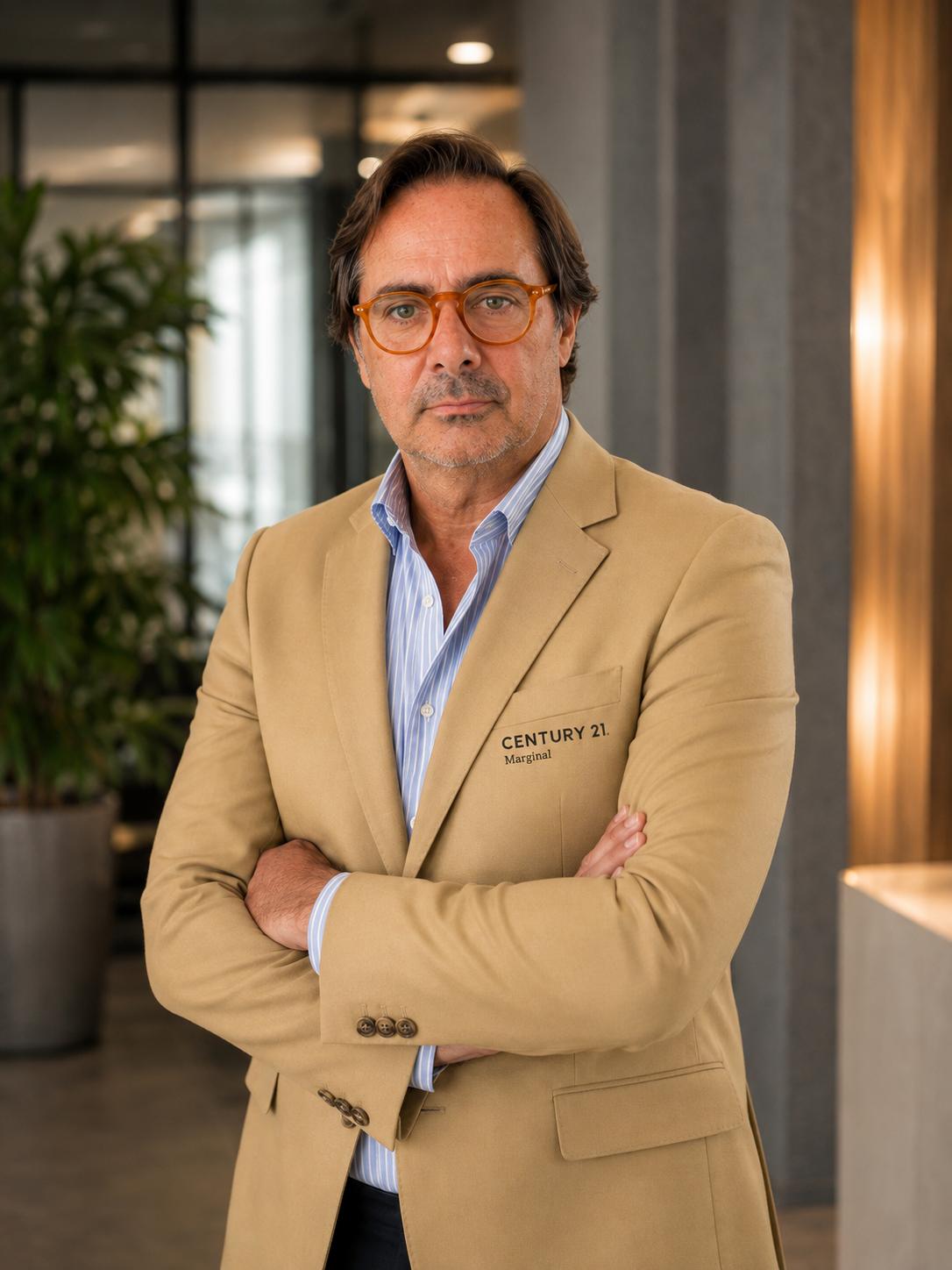 José   Simões