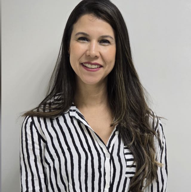 Simone Castro