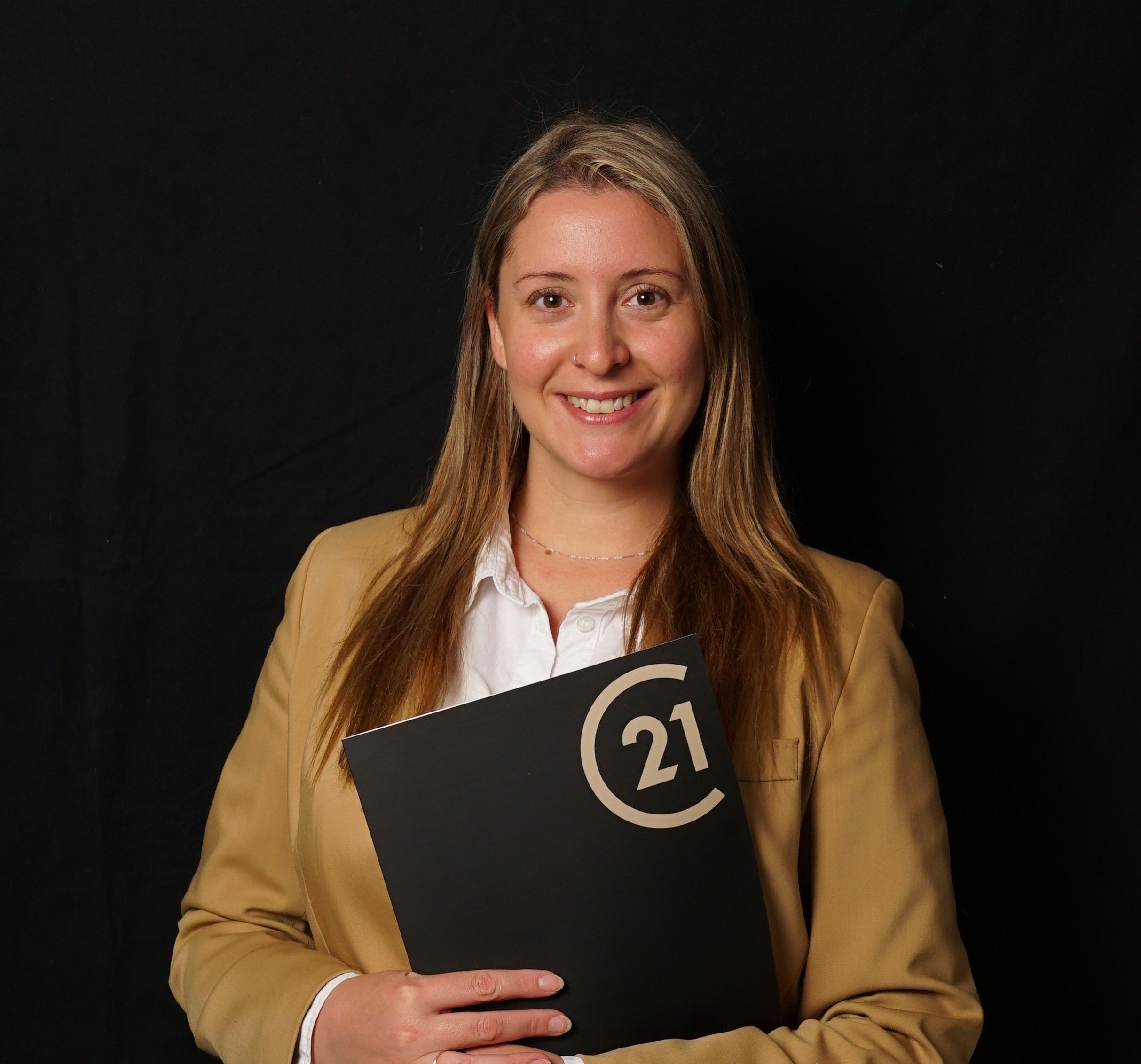 Julieta Lardapide