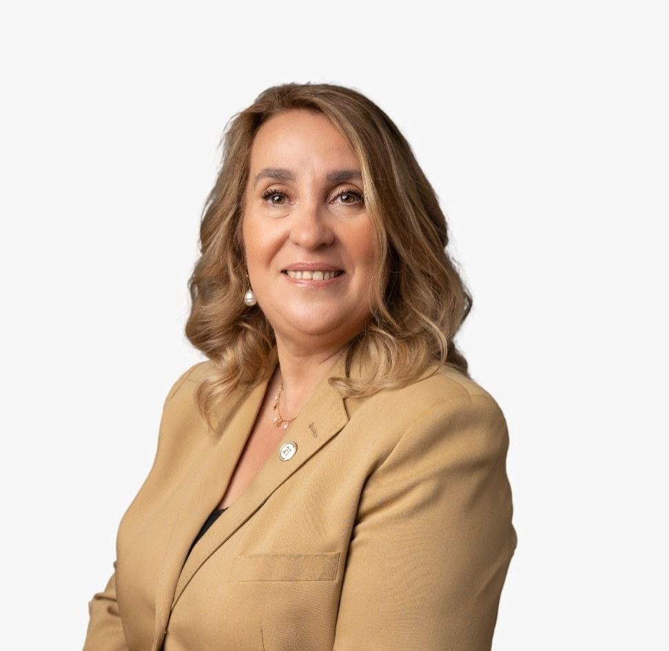 Ana Hawkey - Team Hawkey